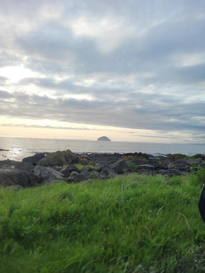 The Sunny Bunny Holiday Home Ballantrae Εξωτερικό φωτογραφία